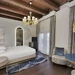 Hotel Hilton Molino Stucky 5*