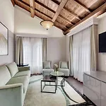 Hilton Molino Stucky 5*