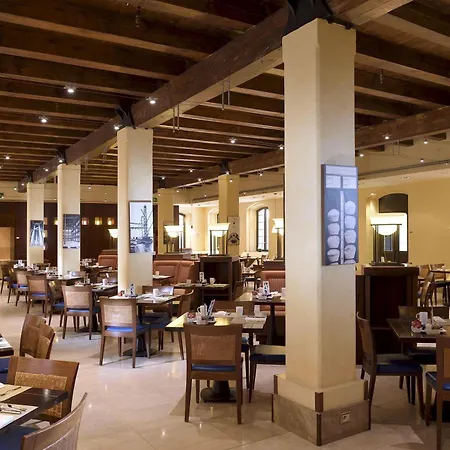 Hilton Molino Stucky 5* Венеция