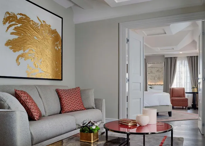 Отель Hilton Molino Stucky