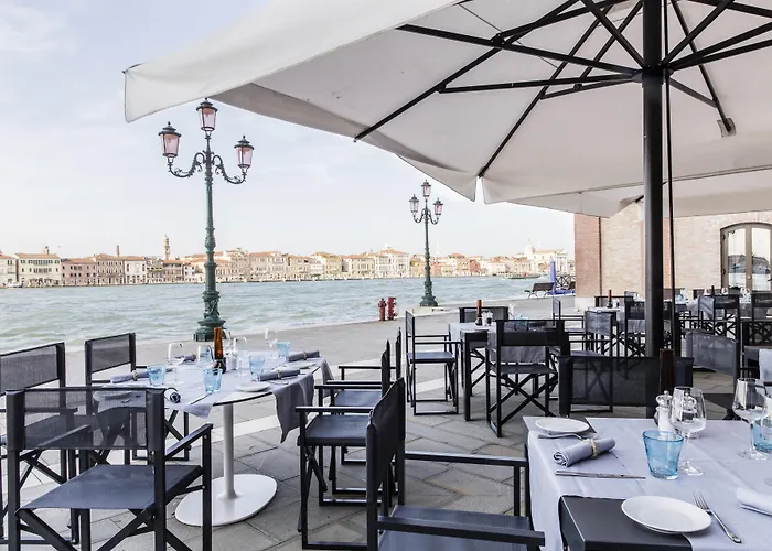 Hilton Molino Stucky 5* Венеция