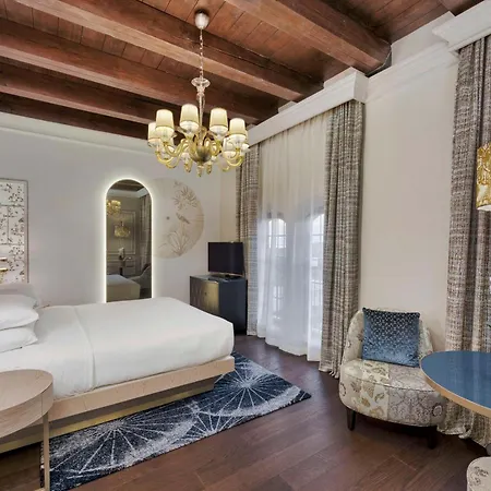 Hilton Molino Stucky 5* Венеция