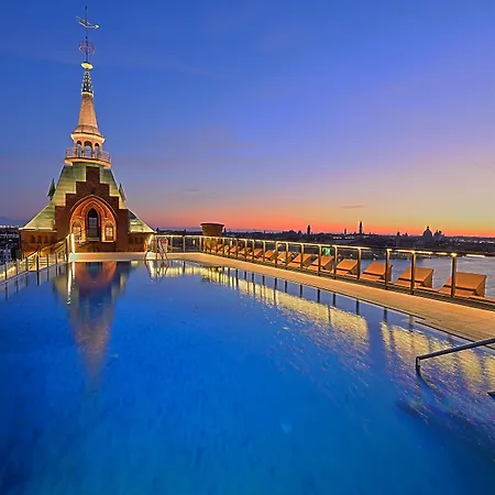 Hilton Molino Stucky Hotell 5*