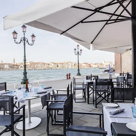 Hilton Molino Stucky 5* Benátky