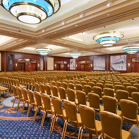 מלון Hilton Molino Stucky