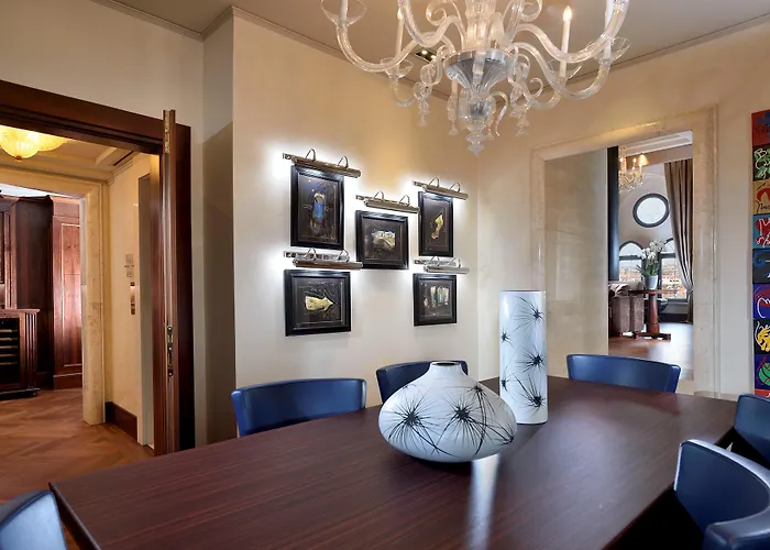 Hotel Hilton Molino Stucky 5*