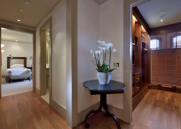 Hilton Molino Stucky Ξενοδοχείο 5*